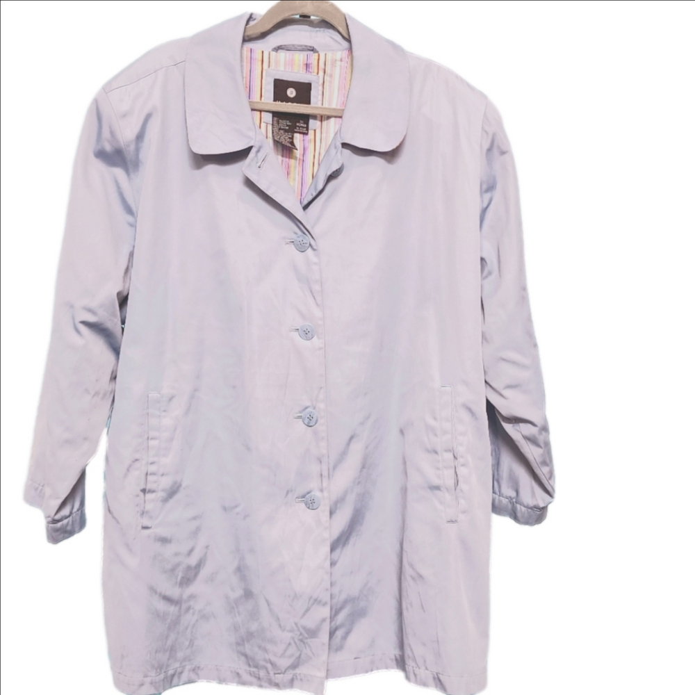 MAGGIE BARNES WIND BREAKER
